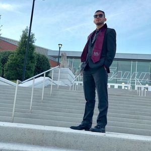 Meet your Posher, Abdallah